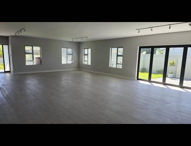 4 BEDROOM HOUSE FOR SALE IN FRANSKRAAL